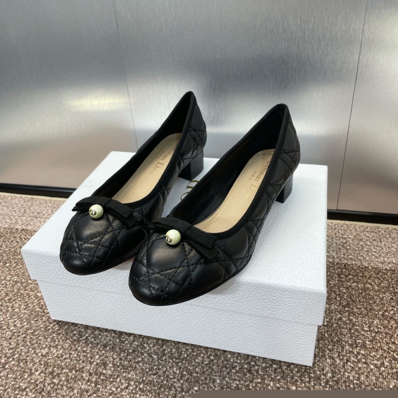 ch**an D*or high heels